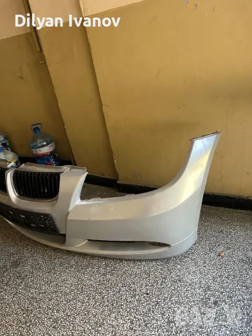 предна броня за БМВ BMW Е90 E91, снимка 4 - Части - 56612086
