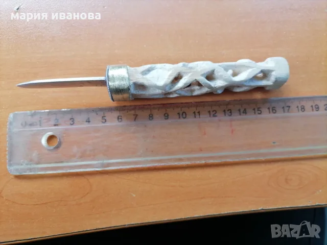 Ножка с дървена дръжка с резба, снимка 2 - Ножове - 56644777