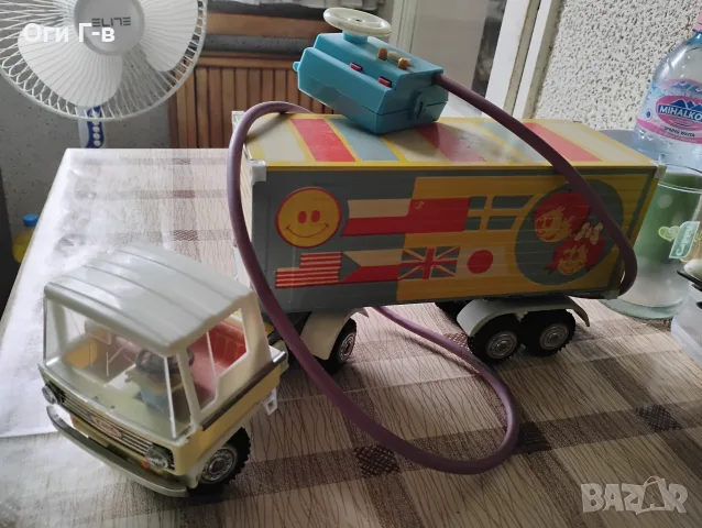 Метални играчки от соца, снимка 5 - Коли, камиони, мотори, писти - 56700036