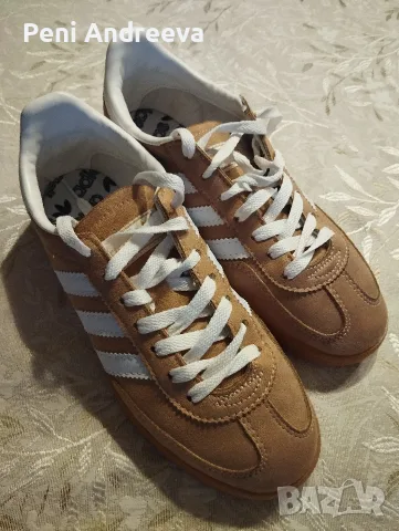 Маратонки Adidas 