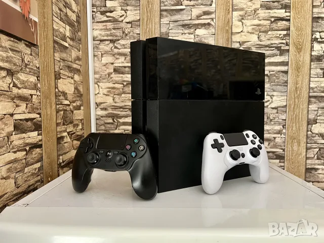 Хакнат PlayStation 4 / 500GB / 2 Джойстика 