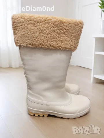 Оригинални ботуши UGG номер 39