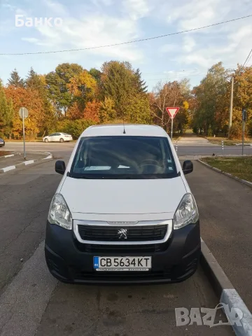 Продавам автомобил Peugeot Partner , снимка 13 - Автомобили и джипове - 55494680