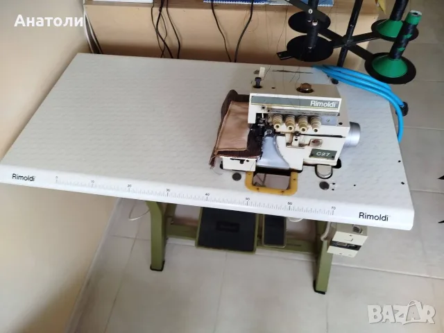 Продавам оверлог Римолди , снимка 5 - Шевни машини - 56747514