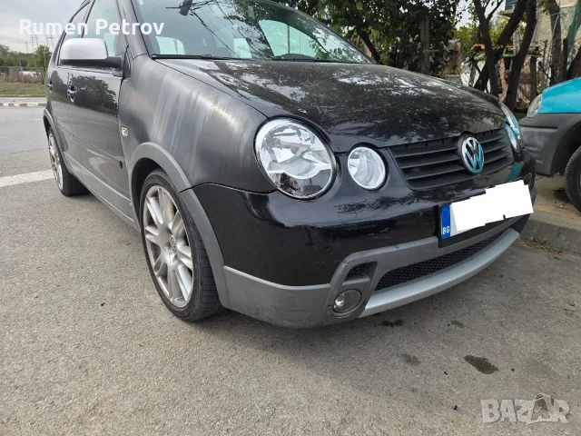 Търся предна броня за VW Cross Polo 2004