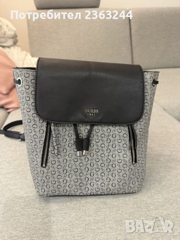 Дамска раница Guess