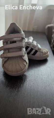 Детски маратонки Adidas, снимка 4 - Детски маратонки - 56740594