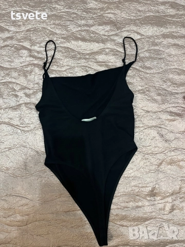 Комплект боди Pull and Bear и жилетка , снимка 9 - Корсети, бюстиета, топове - 56740185