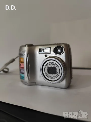 Nikon Coolpix 3200, снимка 2 - Фотоапарати - 56628031
