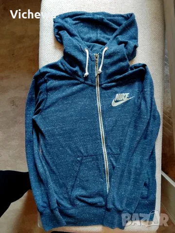 Спортна горница найк, снимка 3 - Спортни дрехи, екипи - 56600995