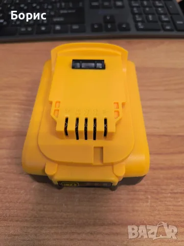 Батерия за машини на Dewalt 5А/ч., снимка 2 - Винтоверти - 56561964