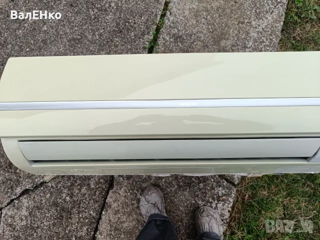 Инверторен климатик Hitachi 12ка, снимка 3 - Климатици - 56706709