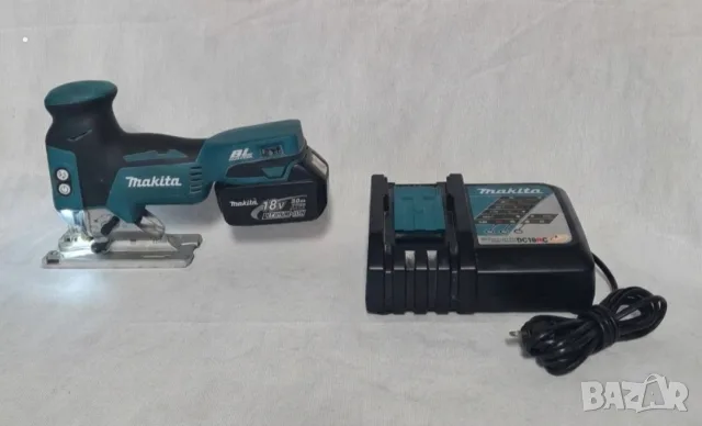 Професионален комплект Makita 18V Зеге DJV181+ батерии 3.0Ah и зарядно