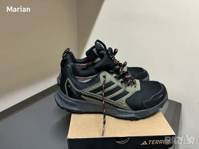 спортни обувки ADIDAS 