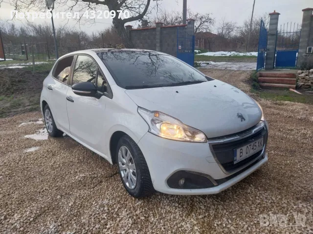 Продавам Peugeot 208, снимка 6 - Автомобили и джипове - 56598352
