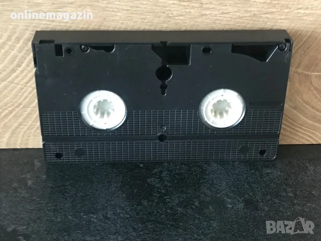 Видеокасета. “ Гарфилд “  Озвучен на български VHS, снимка 6 - Други жанрове - 55306187