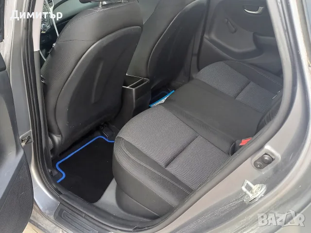 Хюндай i30, дизел , снимка 10 - Автомобили и джипове - 56601633