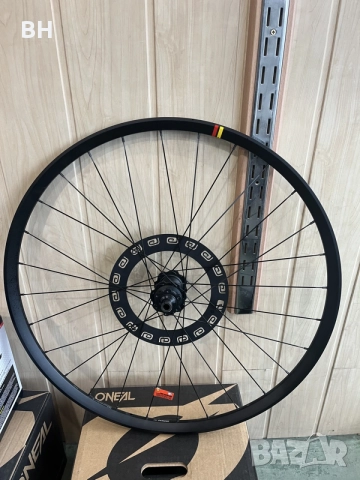 Mavic DeeMax DH 29” задна капла, снимка 3 - Части за велосипеди - 56657337
