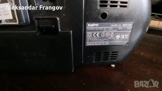 SANYO MCD - Z8F  радиокасетофон CD, снимка 3 - Радиокасетофони, транзистори - 56619911