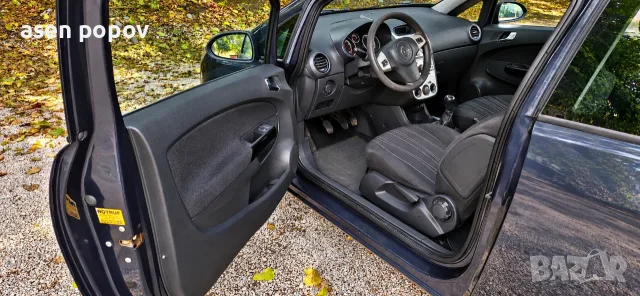 Opel Corsa 1.4 бензин, 90 к.с., 2008 г. , снимка 9 - Автомобили и джипове - 56555000