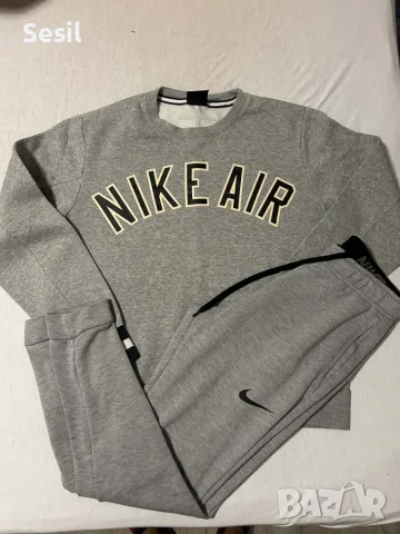 Оригинален суичър Nike плюс подарък долнище 