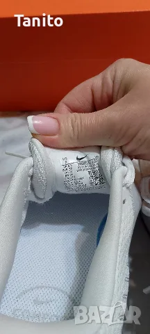 Нови оригинални дамски маратонки  Nike, снимка 6 - Маратонки - 56701177
