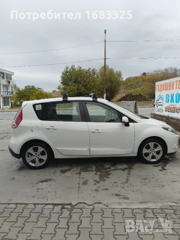 Рено Сценик 2010 г.  Автомат, снимка 3 - Автомобили и джипове - 56632658