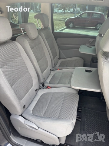 VW Sharan 2.0TDI Highline
, снимка 13 - Автомобили и джипове - 56556784