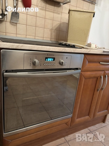 Фурна за вграждане
Ariston FB86.2IX