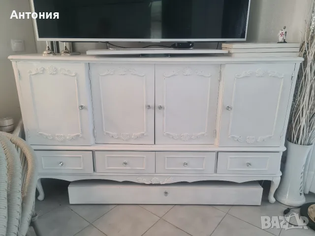 Бели скринове , тоалетка, гардероб, снимка 5 - Шкафове - 54051061