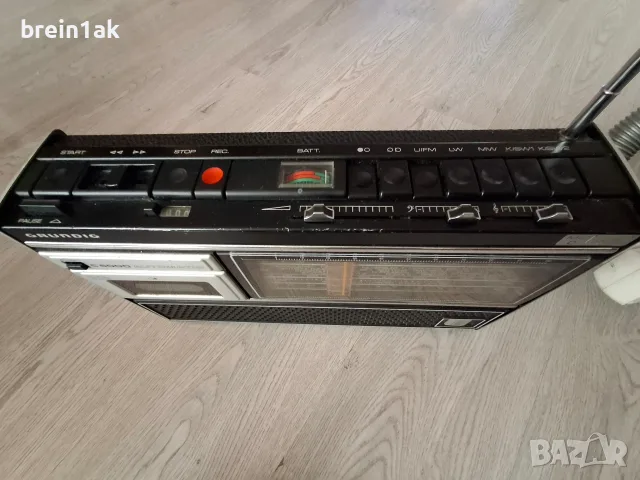  Радио GRUNDIG-C6000, снимка 2 - Радиокасетофони, транзистори - 56717768