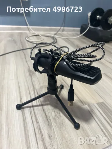 Продавам USB микрофон Trust GXT 232 Mantis