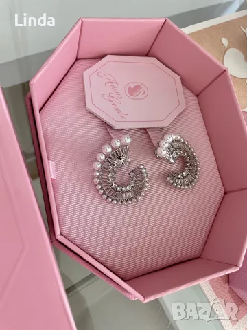 Ariana Grande Swarovski обеци