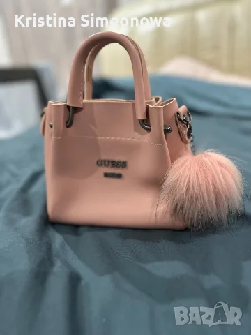 Малка чанта Guess, снимка 2 - Чанти - 56577919