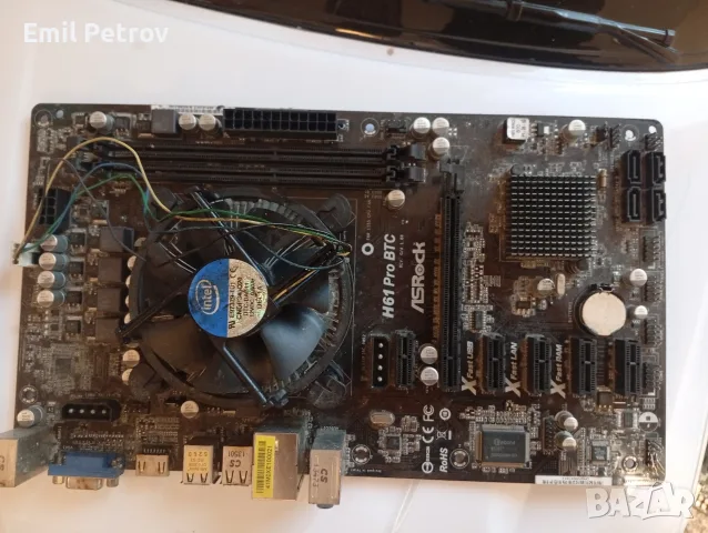 Дънна платка ASRock H61 Pro BTC с процесорен охладител Intel