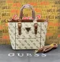 Дамски чанти Guess , снимка 4