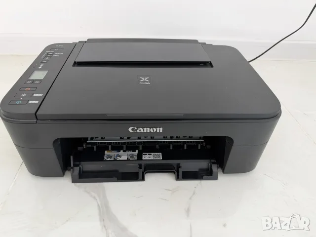 Цветен принтер на Canon, снимка 3 - Принтери, копири, скенери - 56649016