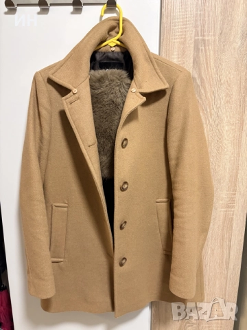 Дамско палто на Zara, снимка 5 - Палта, манта - 56666486