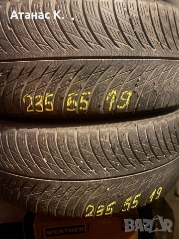235 55 19 Michelin 2броя
