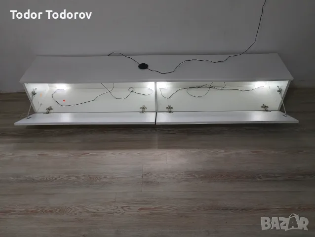 Tv shkaf perfekten