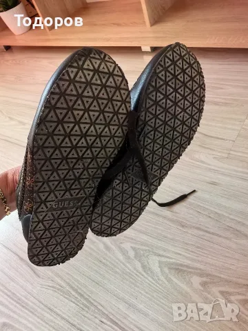 Маратонки Guess , снимка 7 - Маратонки - 56567039