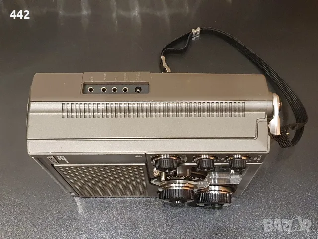 SONY ICF - 5900W, снимка 10 - Радиокасетофони, транзистори - 56685773