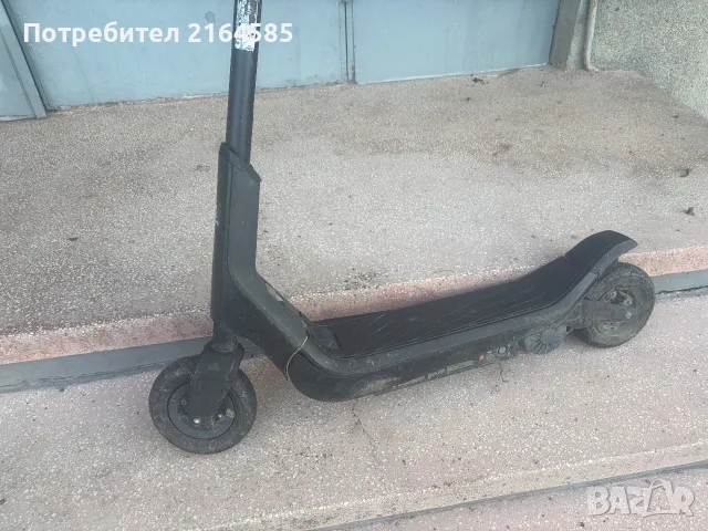 Електрическа тротинетка Ninebot, снимка 4 - Скутери и тротинетки - 56637597