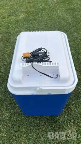Хладилна чанта 30 L  12V, снимка 5 - Хладилни чанти - 56128844