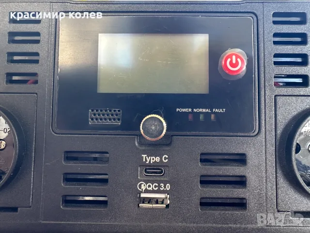 немски инвертор "Technaxx TE20 (2000W)", снимка 3 - Друга електроника - 56631760