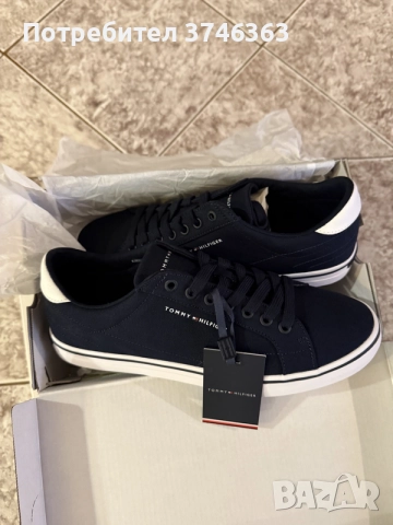 Оригинални Tommy Hilfiger обувки - 43, 42 номер 