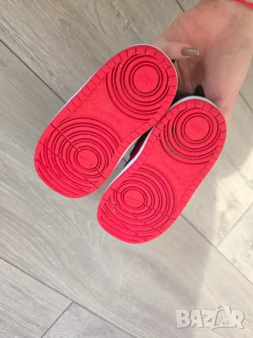 Nike Court Borough Mid 2, снимка 4 - Детски боти и ботуши - 56651095