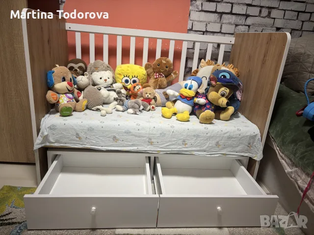 Детско легло с люлеещ механизъм, снимка 5 - Бебешки легла и матраци - 56736810