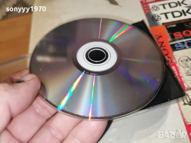 MADONNA CD 2310260925H2E8R, снимка 10 - CD дискове - 56620047