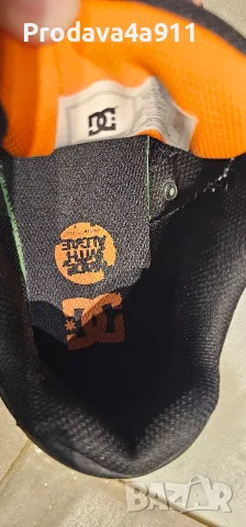 DC Shoes модел за скейт, снимка 5 - Кецове - 56724969